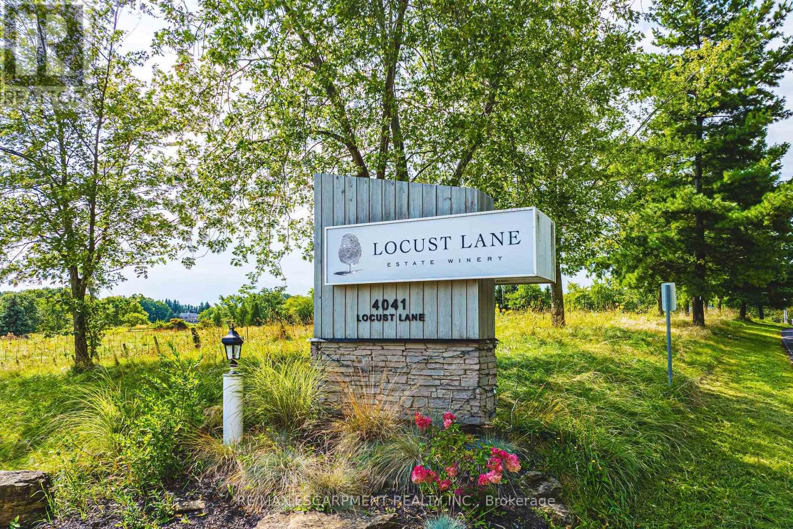4041 Locust Lane, Lincoln, Ontario  L0R 1B2 - Photo 2 - X13242254