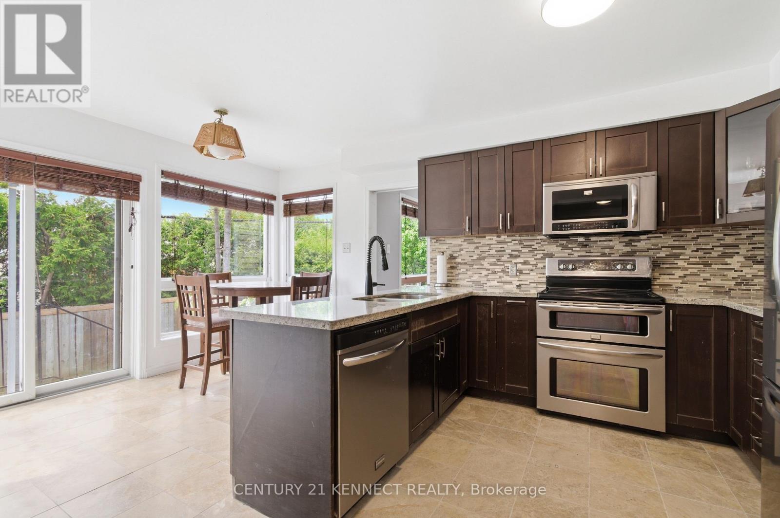 848 Fairlawn Avenue, Ottawa, Ontario  K2A 4C2 - Photo 11 - X13242322