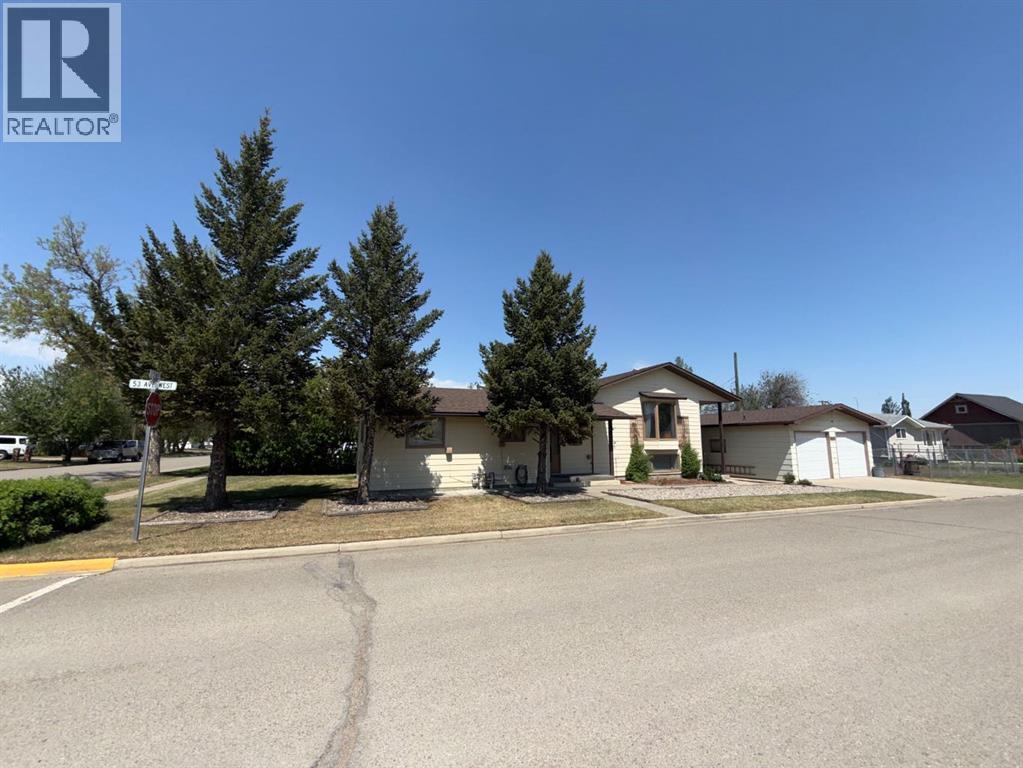 5304 2 Street W, Claresholm, Alberta  T0l 0T0 - Photo 1 - A2316967
