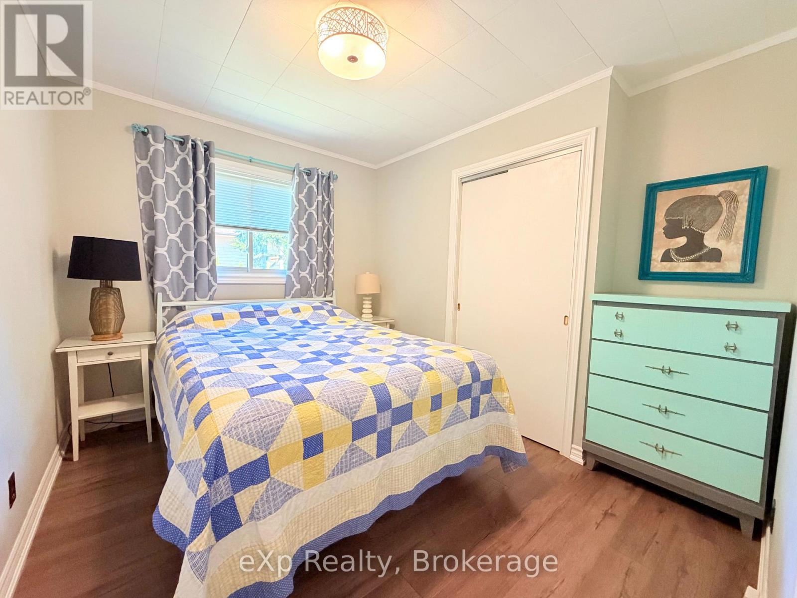 240 Bay Street, Saugeen Shores, Ontario  N0H 2L0 - Photo 11 - X13242642