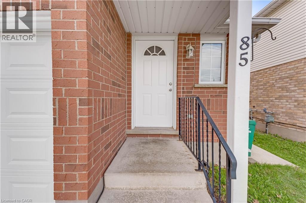 85 Activa Avenue, Kitchener, Ontario  N2E 3R4 - Photo 3 - 40836736