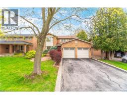 1004 ROXBOROUGH Drive, Oakville, Ontario