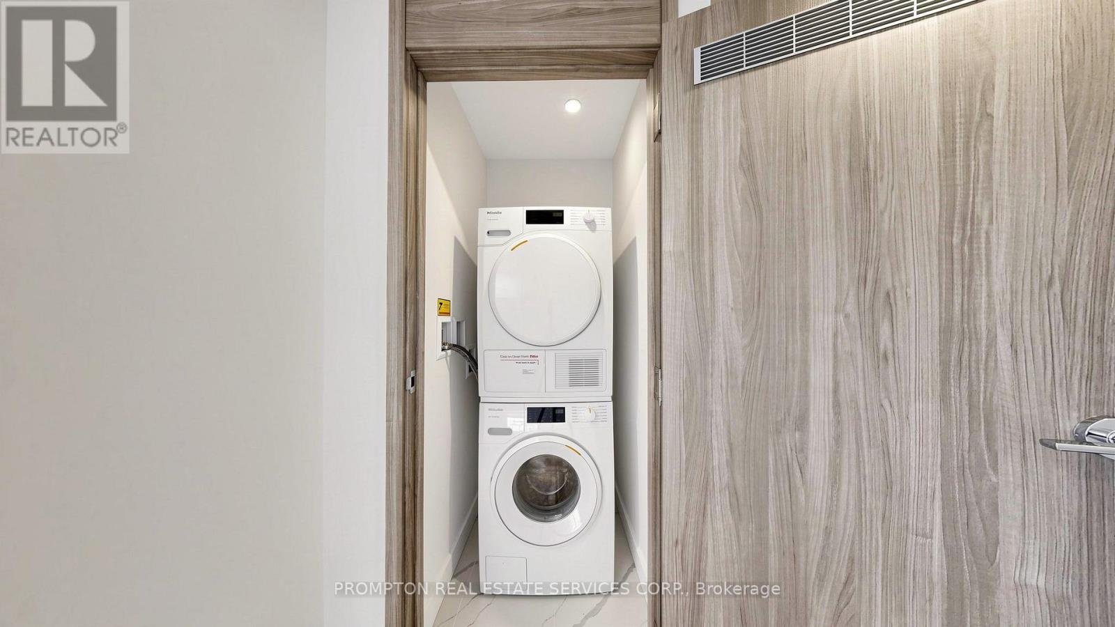 1707 - 68 Esther Shiner Boulevard, Toronto, Ontario  M2K 0J6 - Photo 24 - C13137974