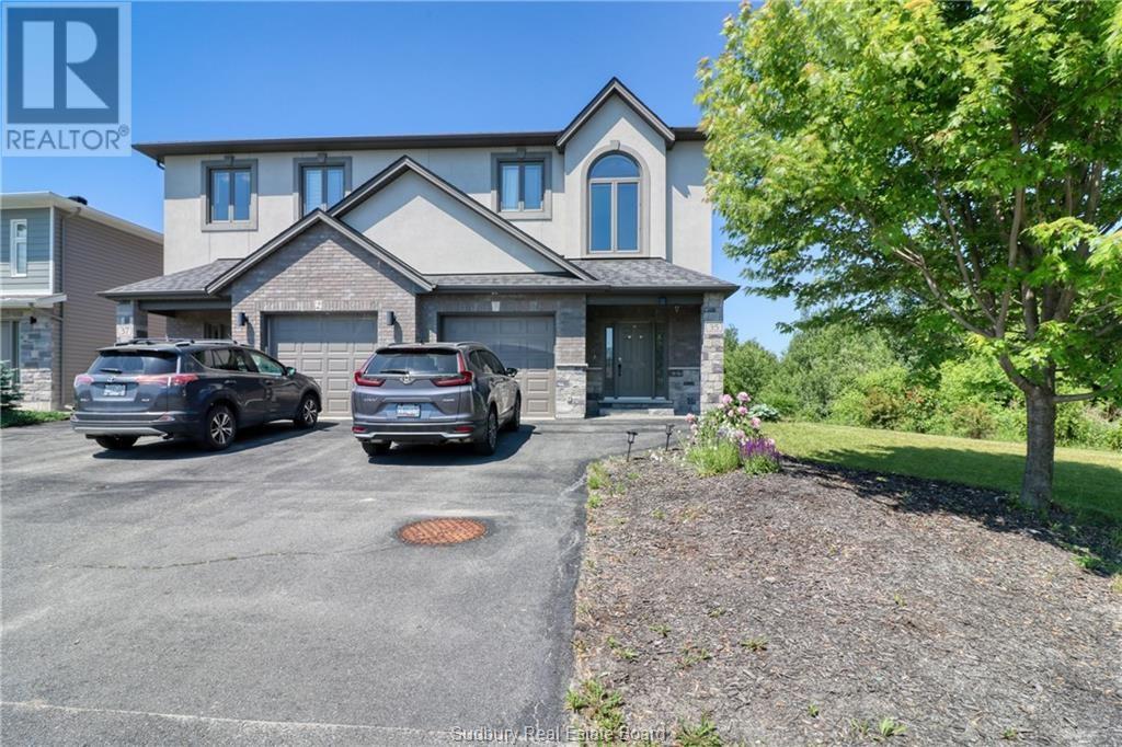 35 Birmingham Drive, Sudbury, Ontario  P3B 4A5 - Photo 3 - 2128209