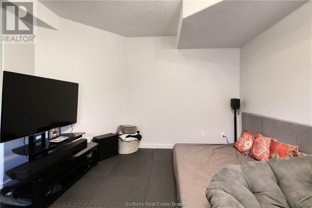 35 Birmingham Drive, Sudbury, Ontario  P3B 4A5 - Photo 33 - 2128209