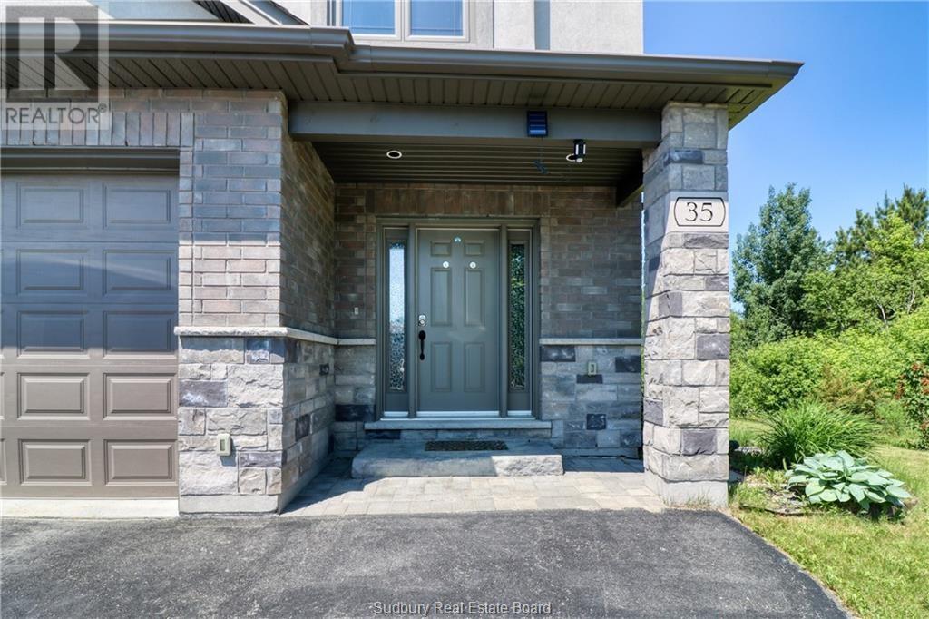 35 Birmingham Drive, Sudbury, Ontario  P3B 4A5 - Photo 5 - 2128209