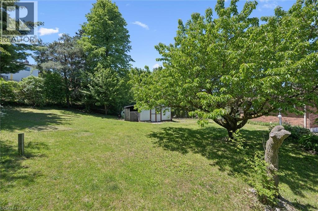 24 Devonglen Court, Kitchener, Ontario  N2E 2A8 - Photo 40 - 40835560