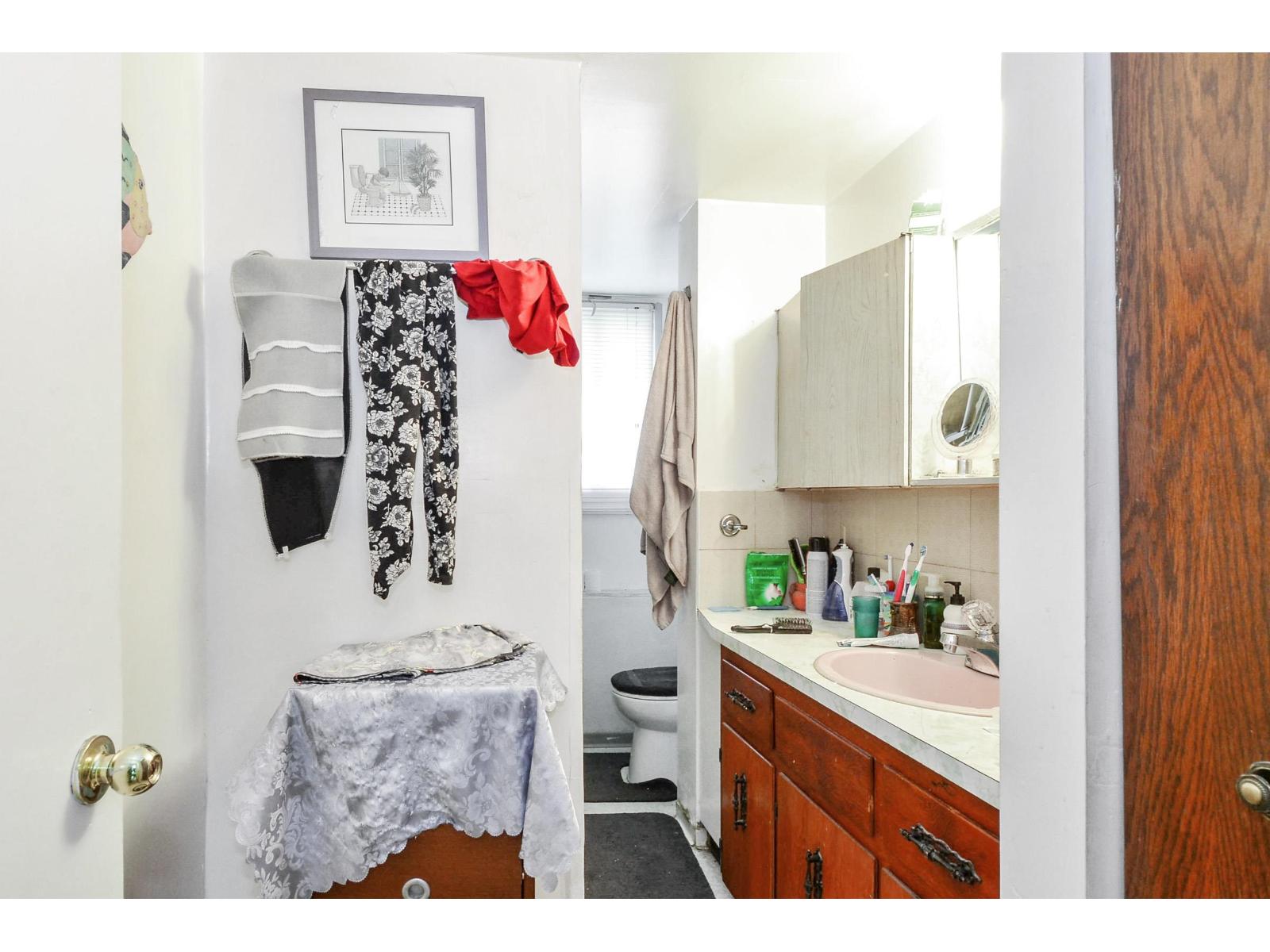 2058-2060 156 Street, Surrey, British Columbia  V4A 4V1 - Photo 25 - R3130734
