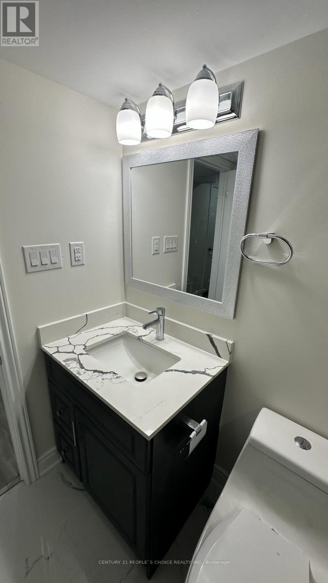 Bsmt - 4 Bersan Terrace, Brampton, Ontario  L6P 3G7 - Photo 7 - W13230976