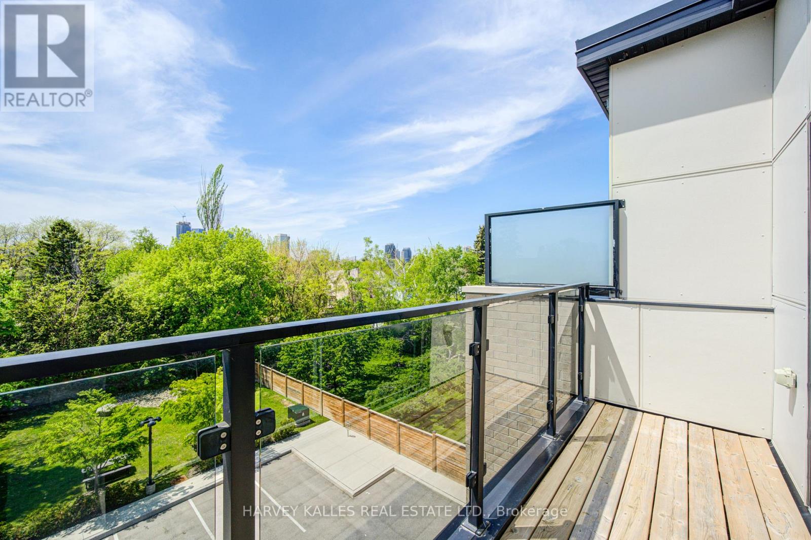 1130a Islington Avenue, Toronto, Ontario  M8Z 0G6 - Photo 43 - W13220416