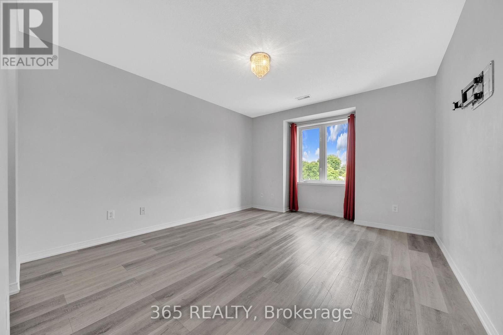 4d - 45 Cedarhill Crescent, Kitchener, Ontario  N2E 0A2 - Photo 30 - X12895458