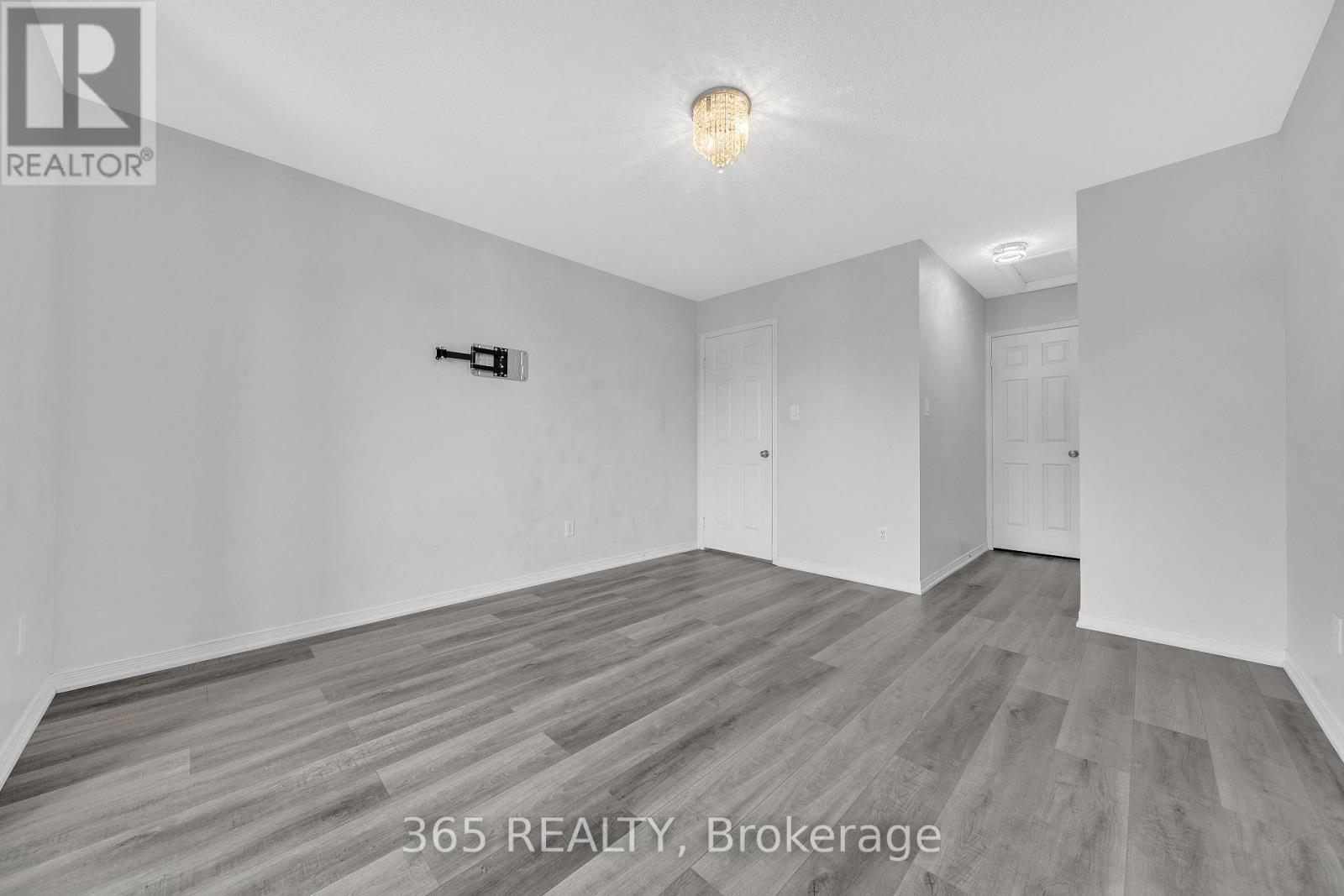 4d - 45 Cedarhill Crescent, Kitchener, Ontario  N2E 0A2 - Photo 31 - X12895458