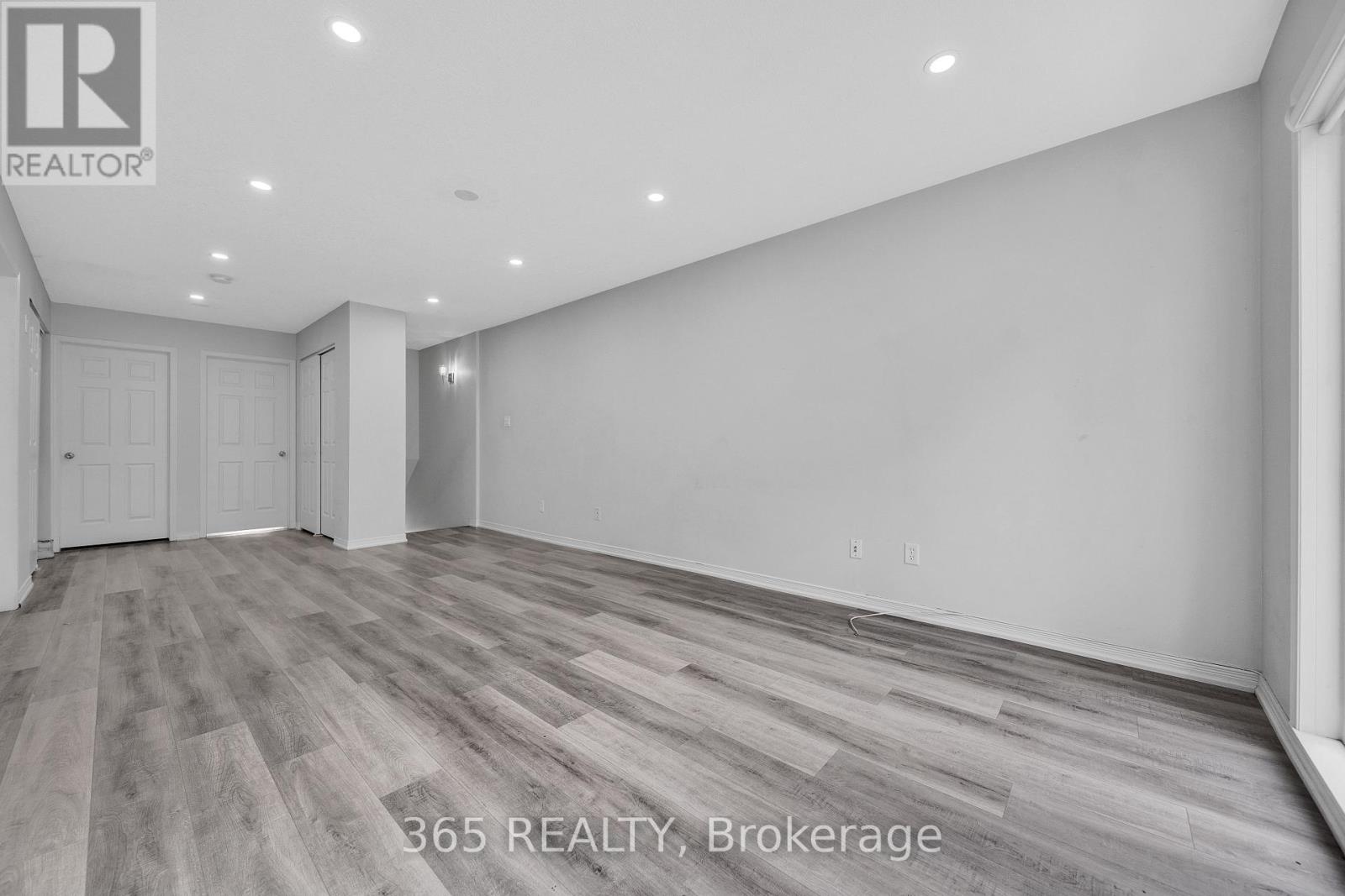 4d - 45 Cedarhill Crescent, Kitchener, Ontario  N2E 0A2 - Photo 23 - X12895458