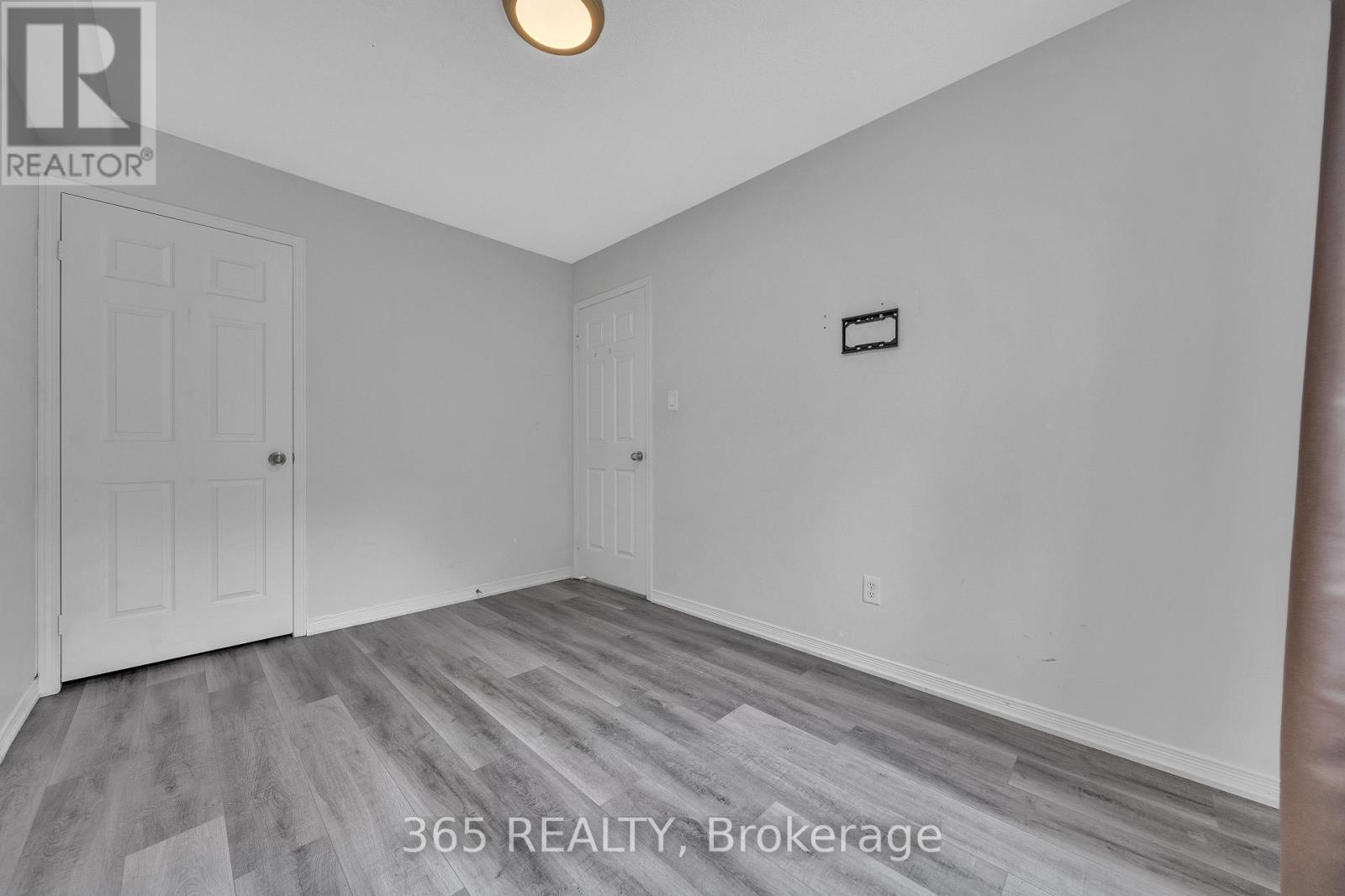 4d - 45 Cedarhill Crescent, Kitchener, Ontario  N2E 0A2 - Photo 28 - X12895458