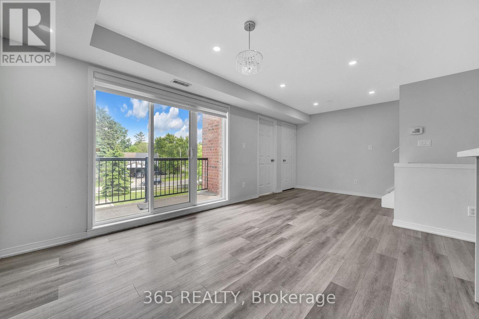 4d - 45 Cedarhill Crescent, Kitchener, Ontario  N2E 0A2 - Photo 16 - X12895458