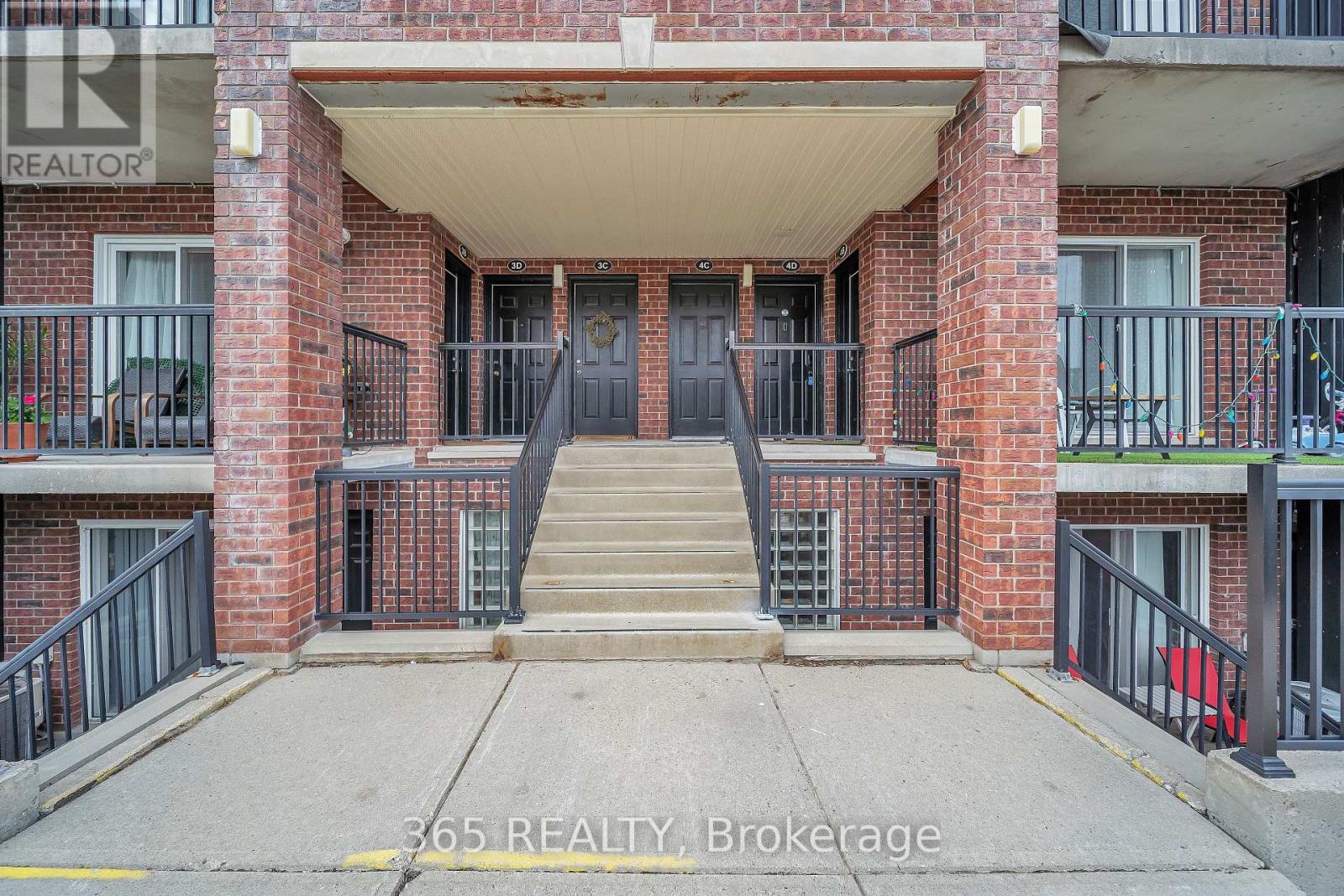 4d - 45 Cedarhill Crescent, Kitchener, Ontario  N2E 0A2 - Photo 3 - X12895458