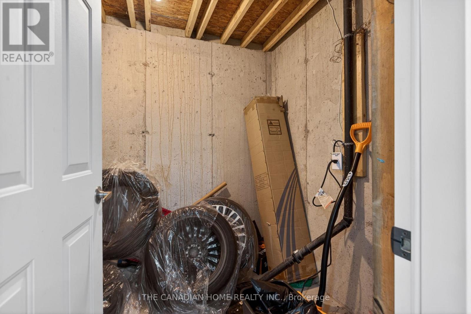 1203 Silverfox Drive, London North, Ontario  N6G 0V8 - Photo 39 - X13241688