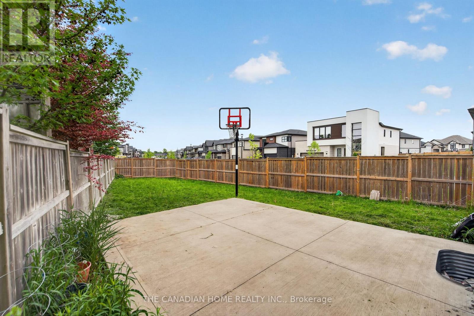 1203 Silverfox Drive, London North, Ontario  N6G 0V8 - Photo 43 - X13241688