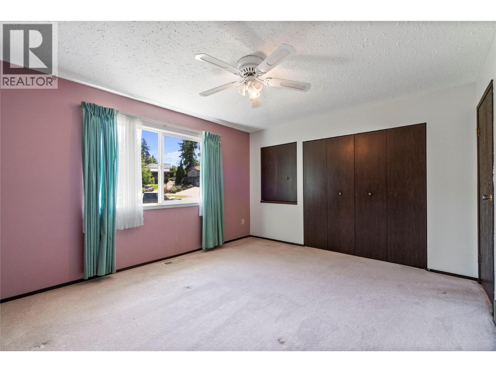 851 26 Street SE, Salmon Arm, British Columbia  V1E 2H6 - Photo 15 - 10389410
