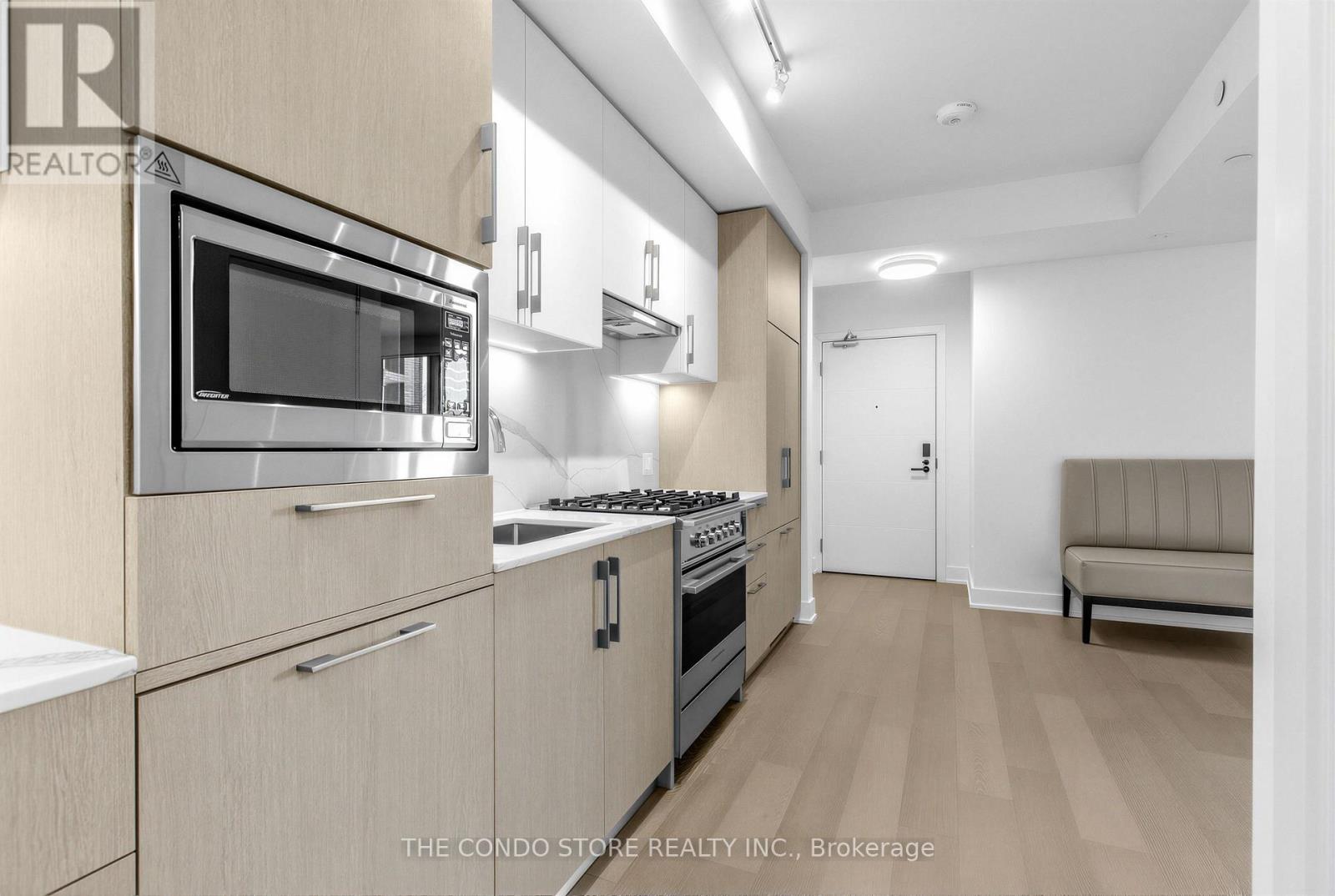 606 - 8 Manor Road W, Toronto, Ontario  M4S 0E6 - Photo 5 - C13242552