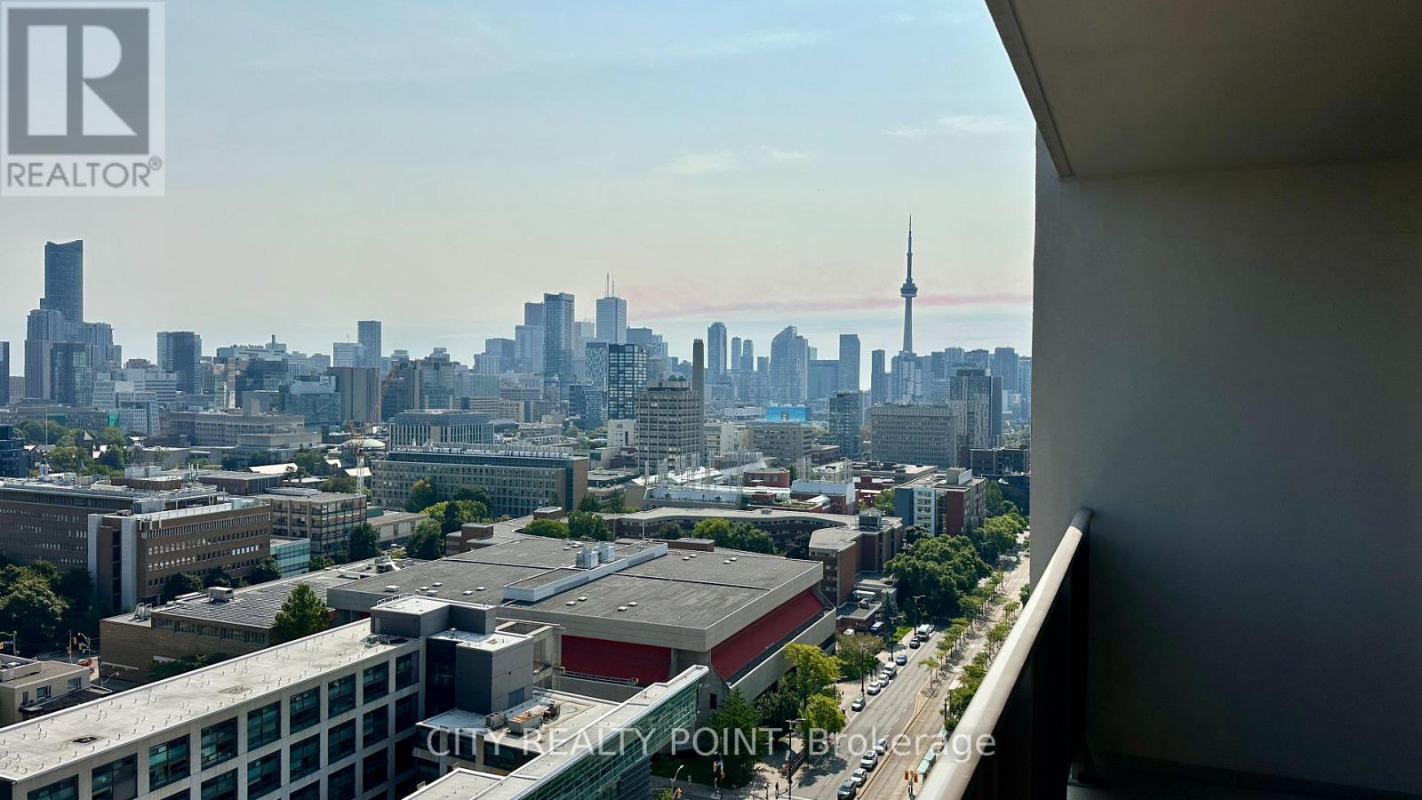 2510 - 666 Spadina Avenue, Toronto, Ontario  M5S 2H8 - Photo 1 - C13242576
