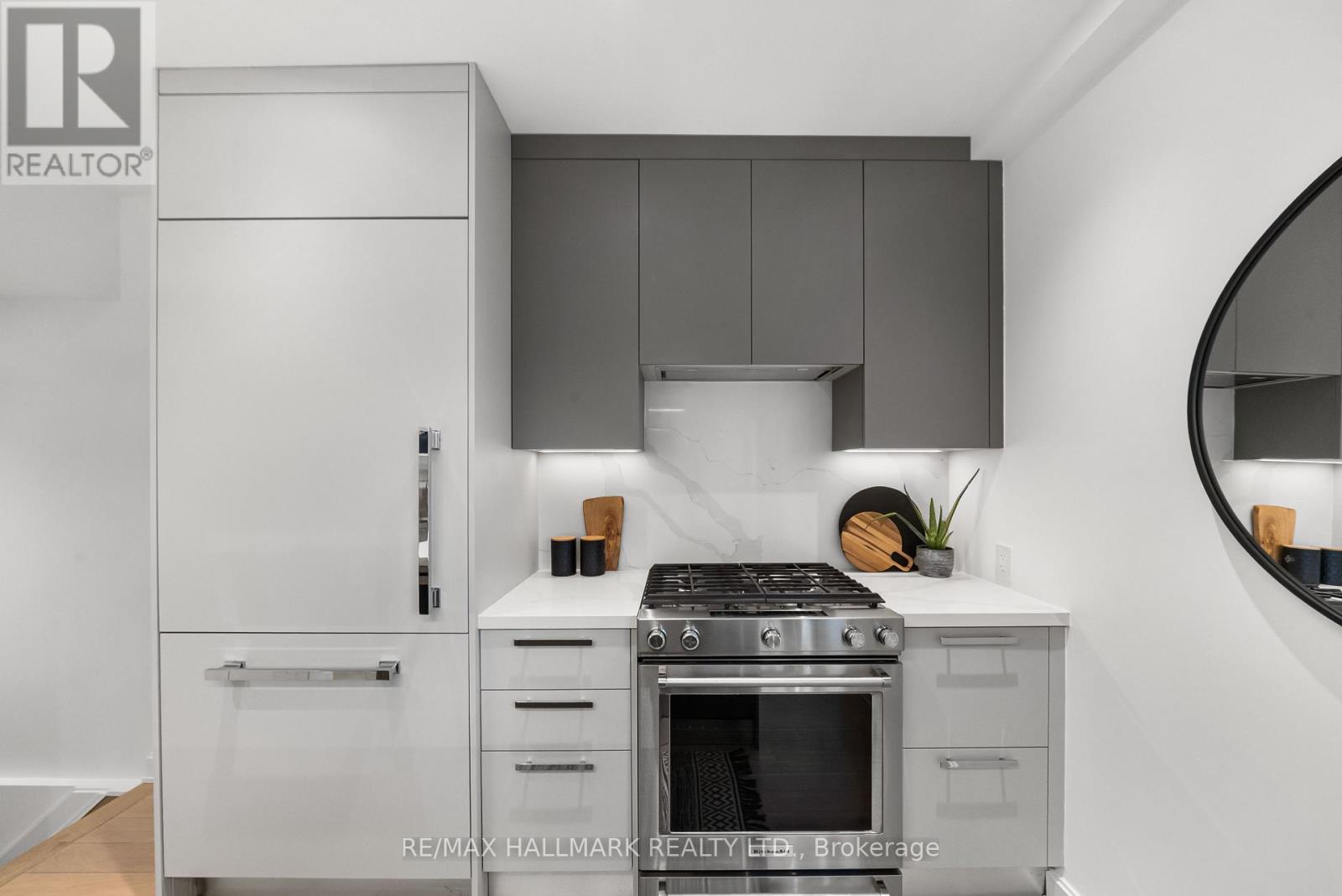 218 Woburn Avenue, Toronto, Ontario  M5M 1K9 - Photo 15 - C13242626
