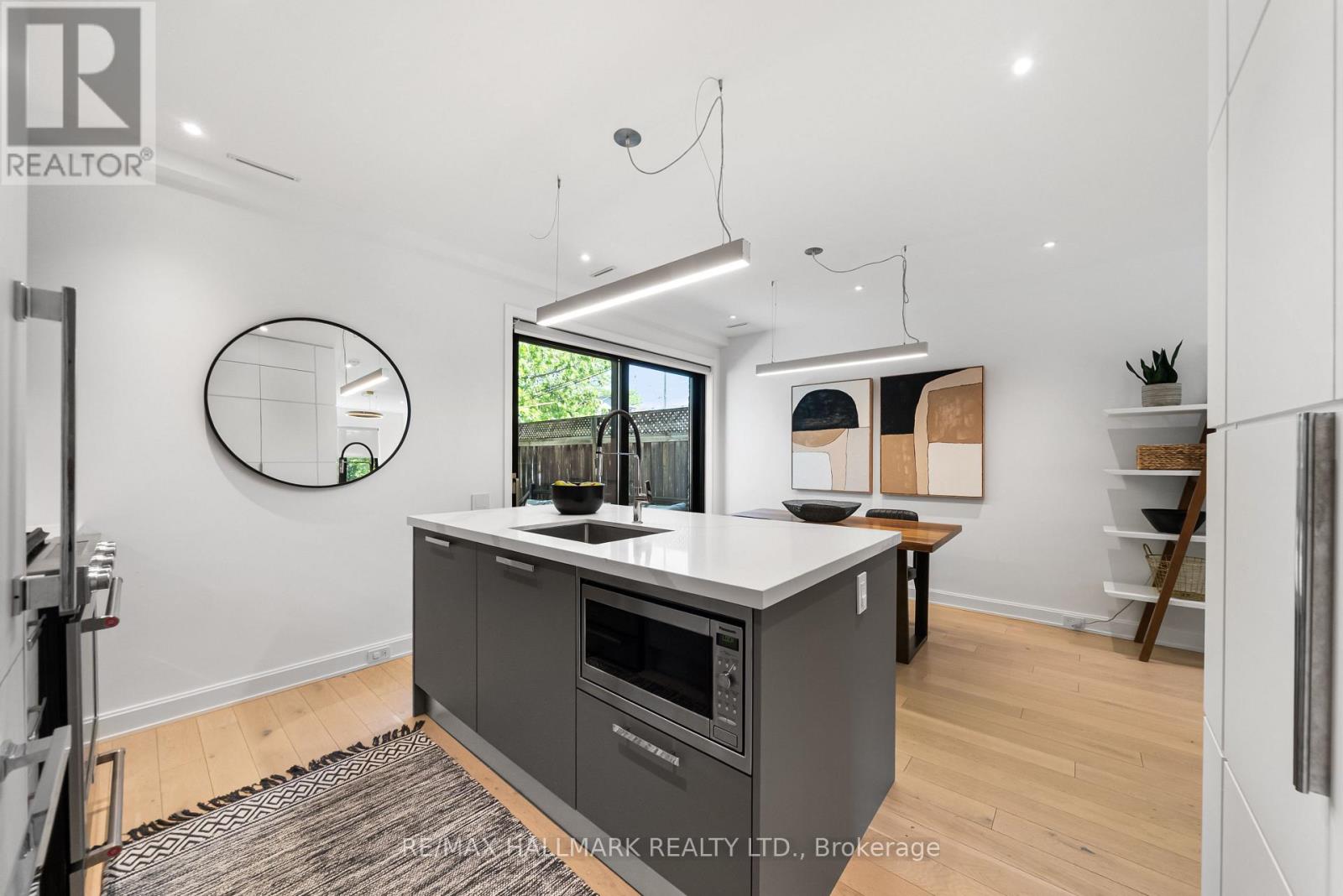218 Woburn Avenue, Toronto, Ontario  M5M 1K9 - Photo 16 - C13242626