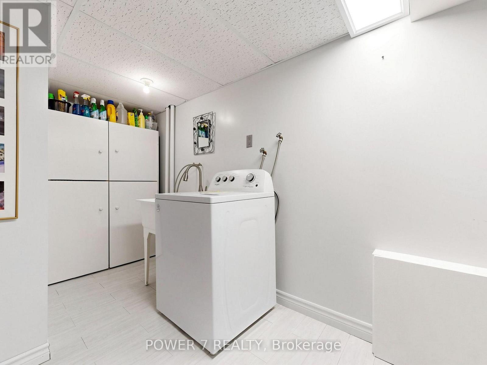 379 Hollyberry Trail, Toronto, Ontario  M2H 2P5 - Photo 38 - C13242658