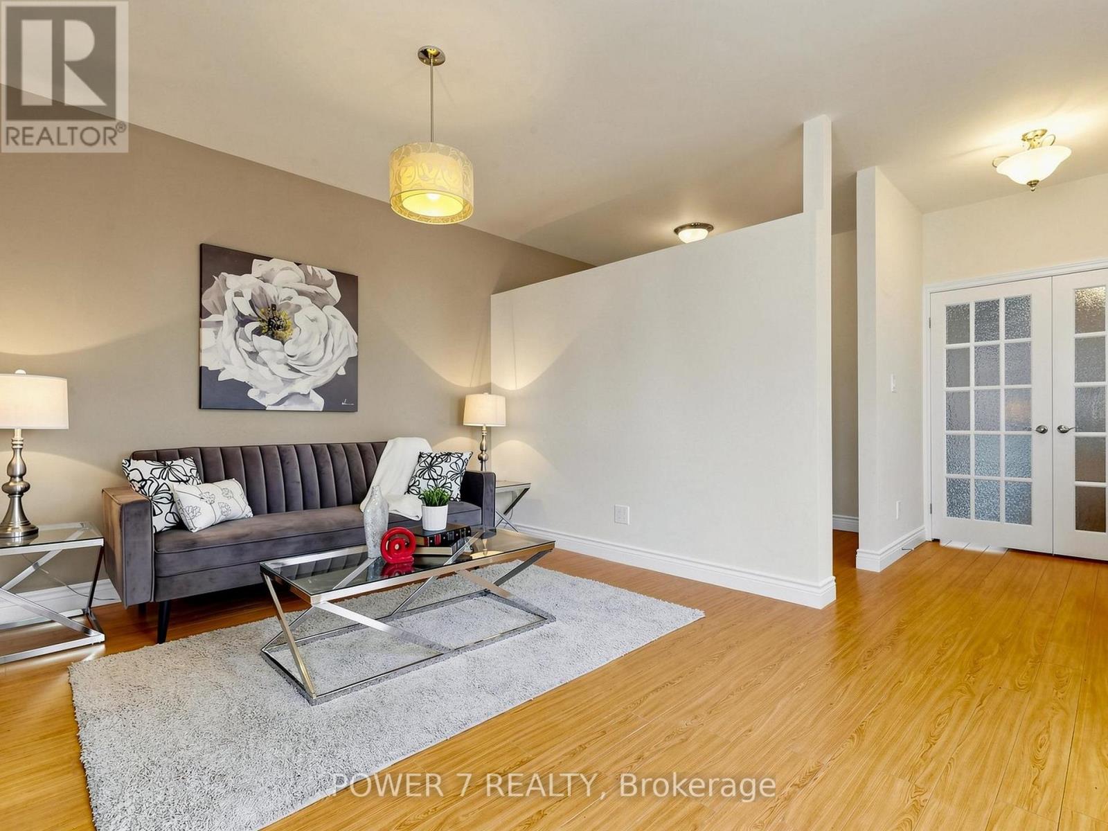 379 Hollyberry Trail, Toronto, Ontario  M2H 2P5 - Photo 6 - C13242658