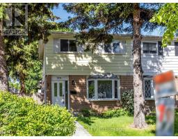 379 HOLLYBERRY TRAIL, Toronto, Ontario