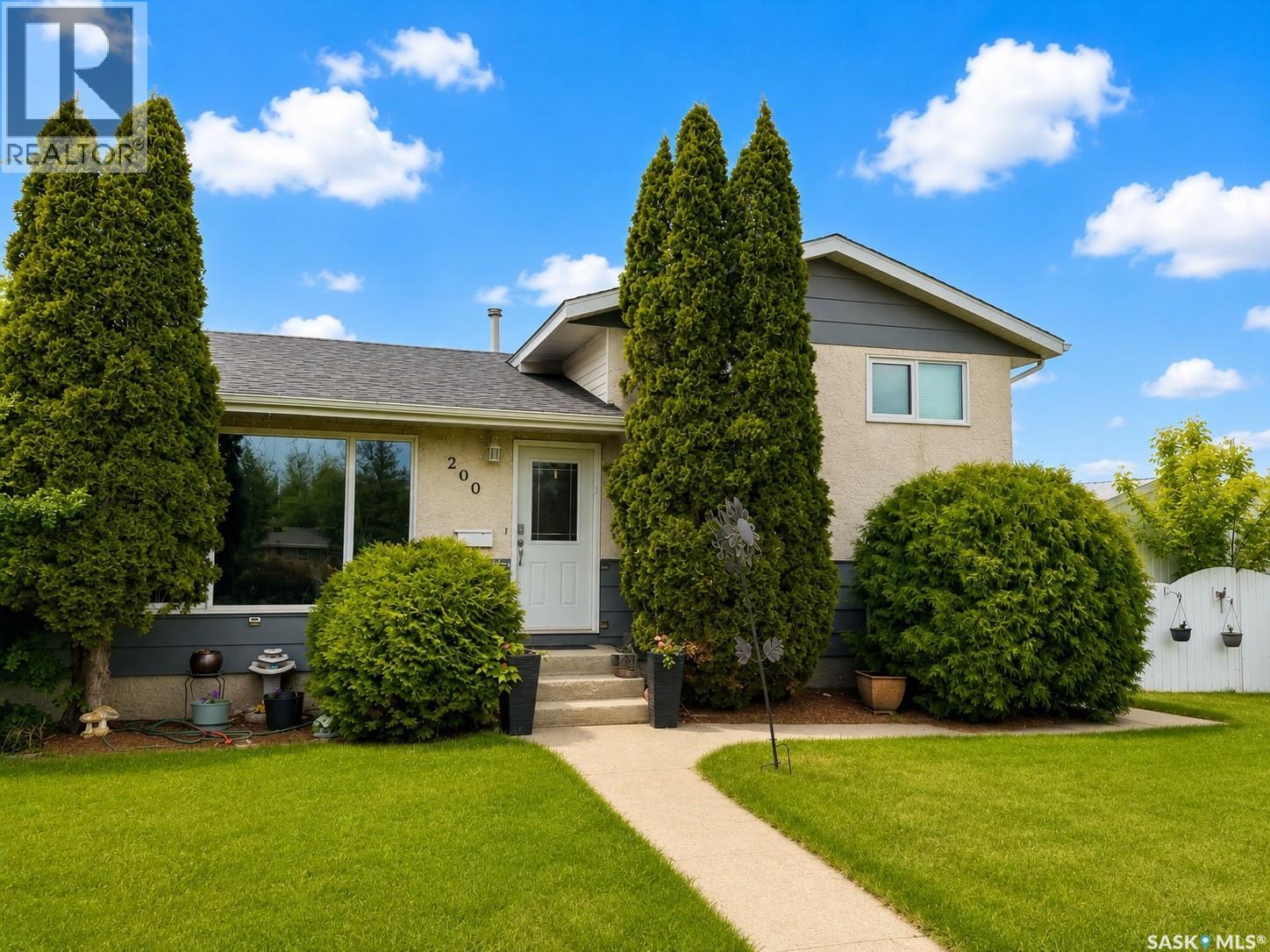 200 Halifax Street, Regina, Saskatchewan  S4R 1S4 - Photo 1 - SK038147