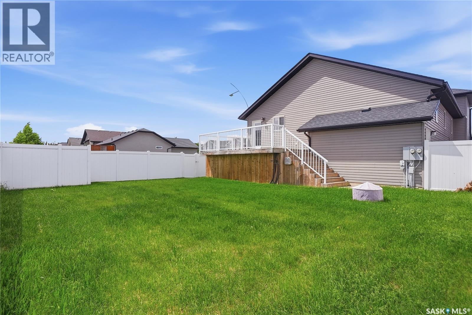 327 Roy Crescent, Saskatoon, Saskatchewan  S7W 0L1 - Photo 59 - SK038107