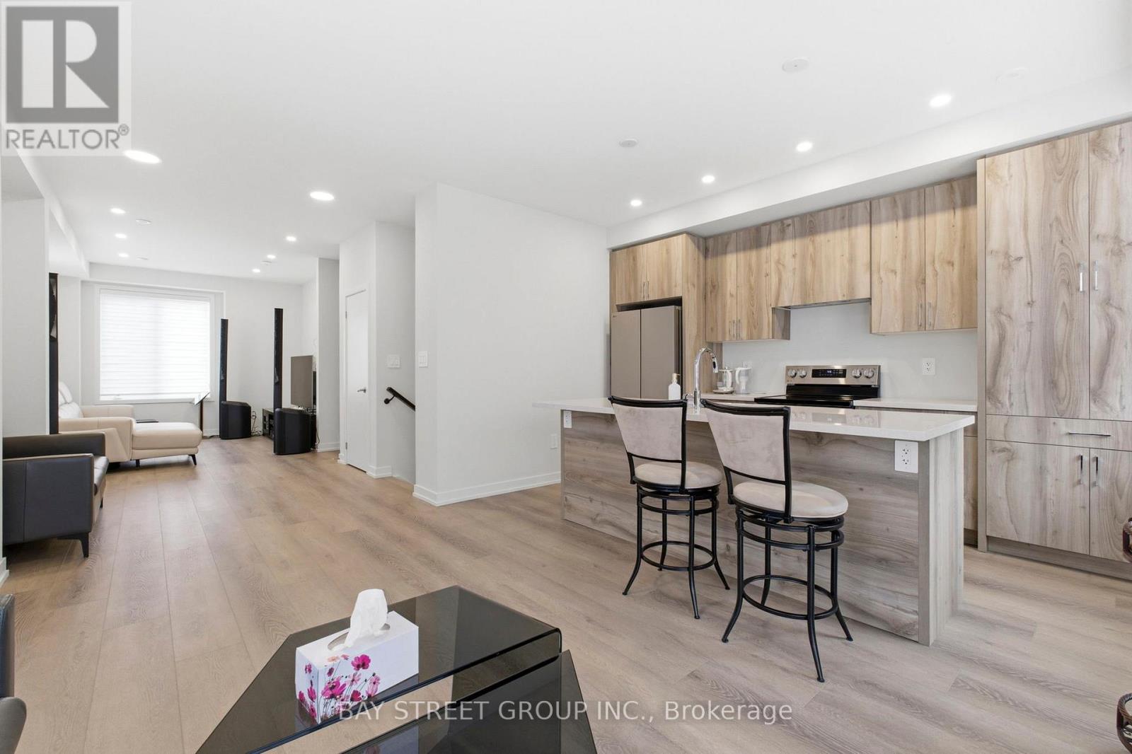 38 Chapple Lane, Richmond Hill, Ontario  L4B 0J7 - Photo 4 - N13242660