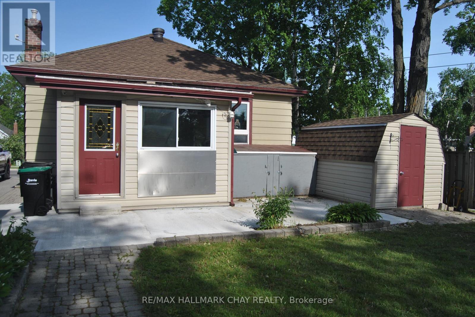 227 Duckworth Street, Barrie (Codrington), Ontario  L4M 3W8 - Photo 5 - S13242604
