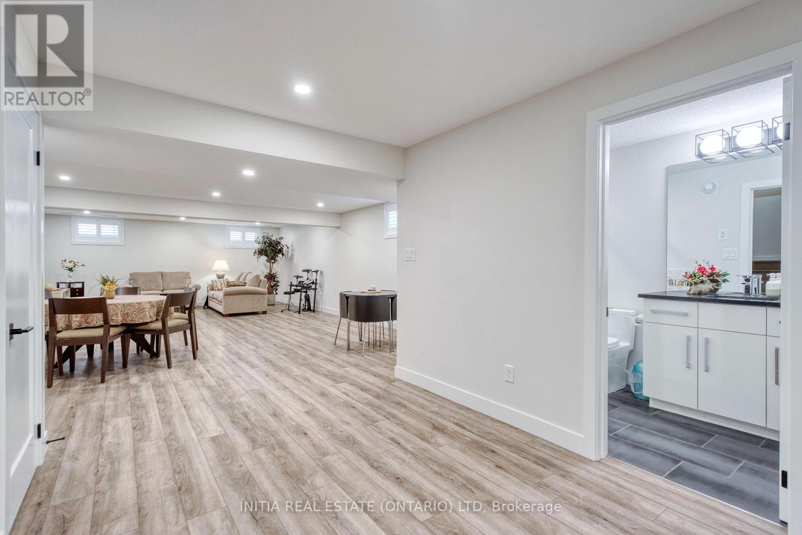 2403 Tokala Trail, London North, Ontario  N6G 0V6 - Photo 34 - X13242828