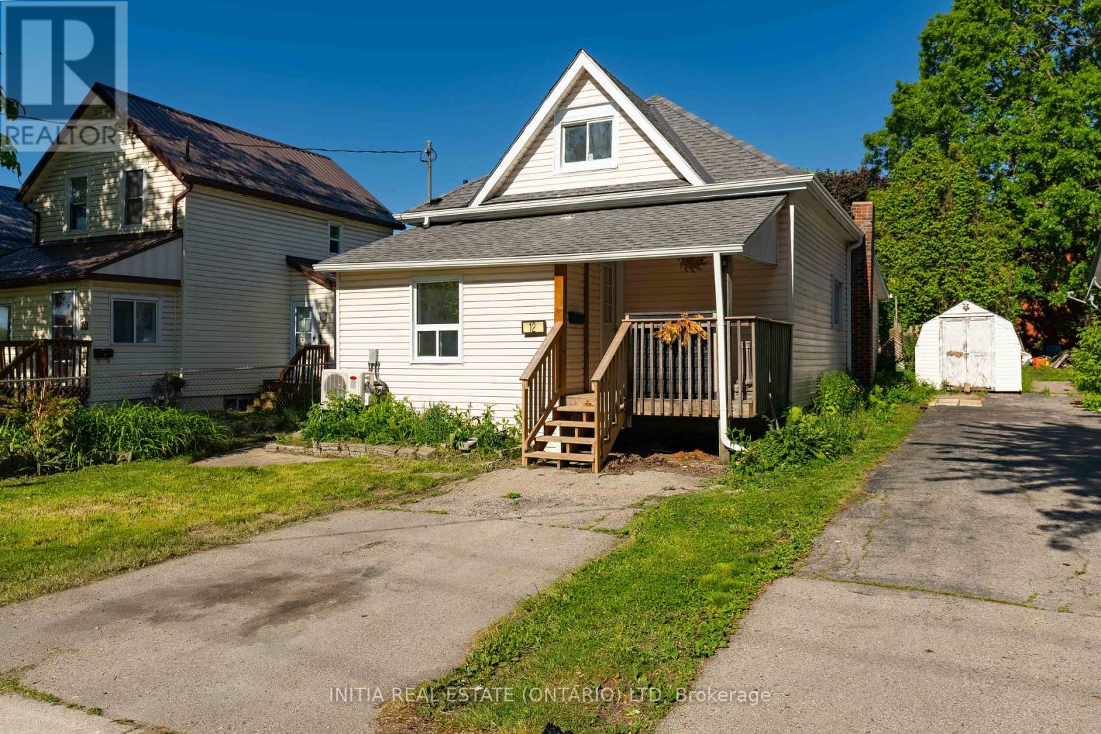 12 WOODWORTH AVENUE, St. Thomas, Ontario