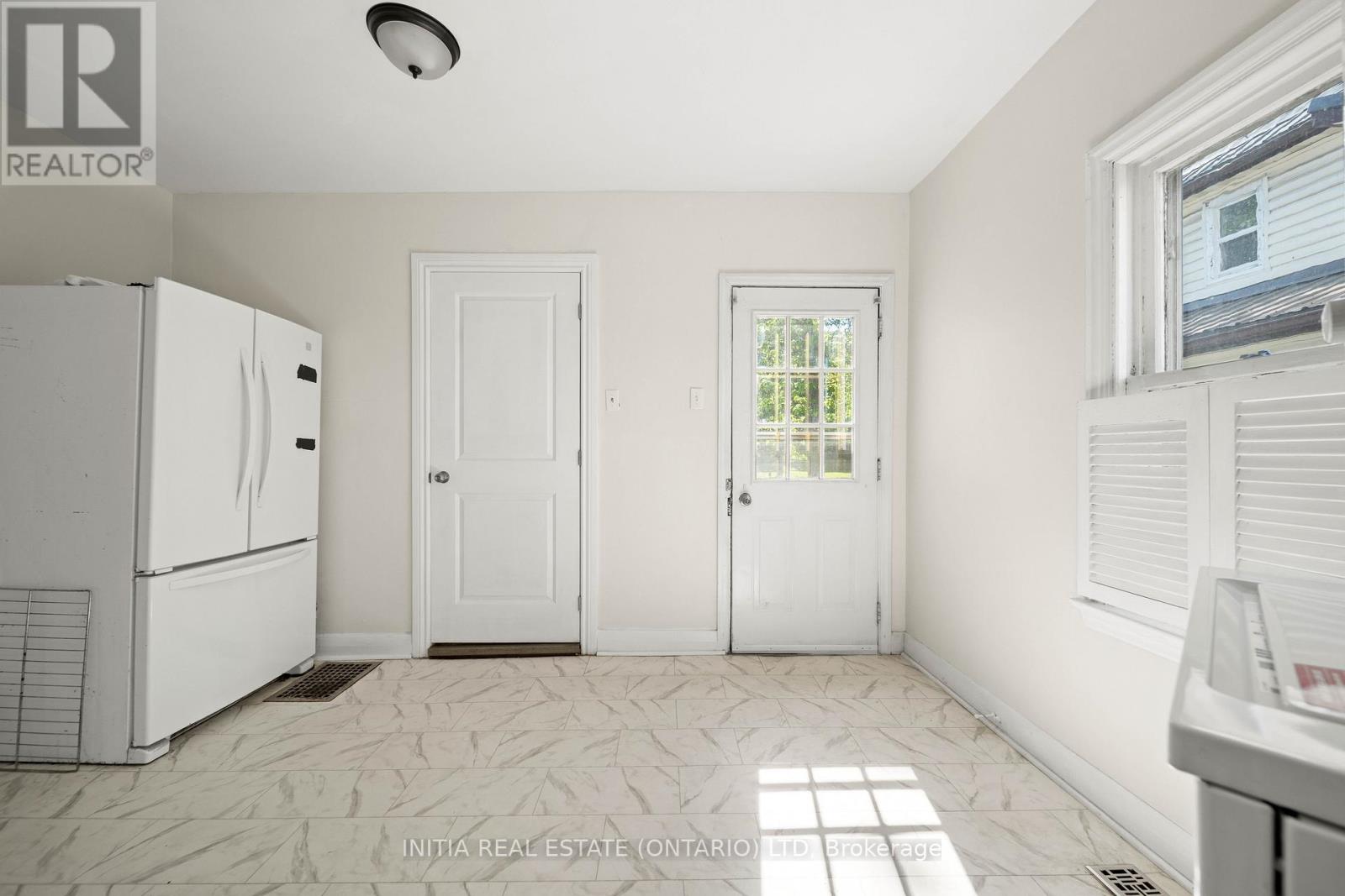 12 Woodworth Avenue, St. Thomas, Ontario  N5P 3J2 - Photo 24 - X13242922