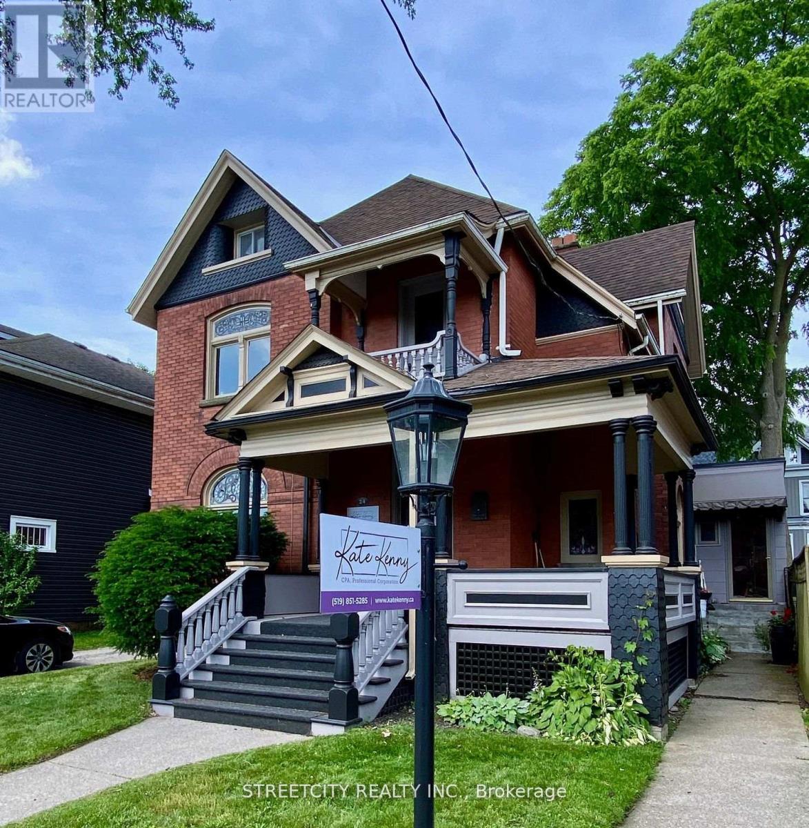 24 HINCKS STREET, St. Thomas, Ontario