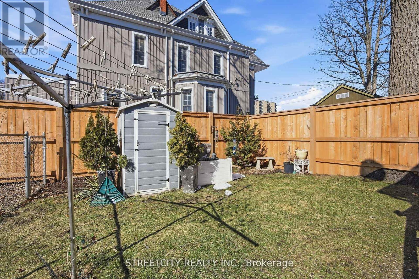 24 Hincks Street, St. Thomas, Ontario  N5R 3N6 - Photo 19 - X13242972