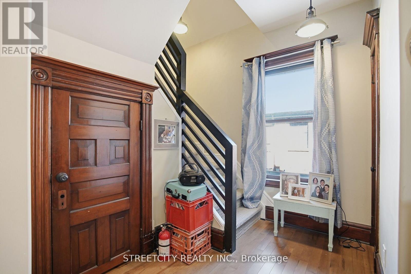 24 Hincks Street, St. Thomas, Ontario  N5R 3N6 - Photo 21 - X13242972