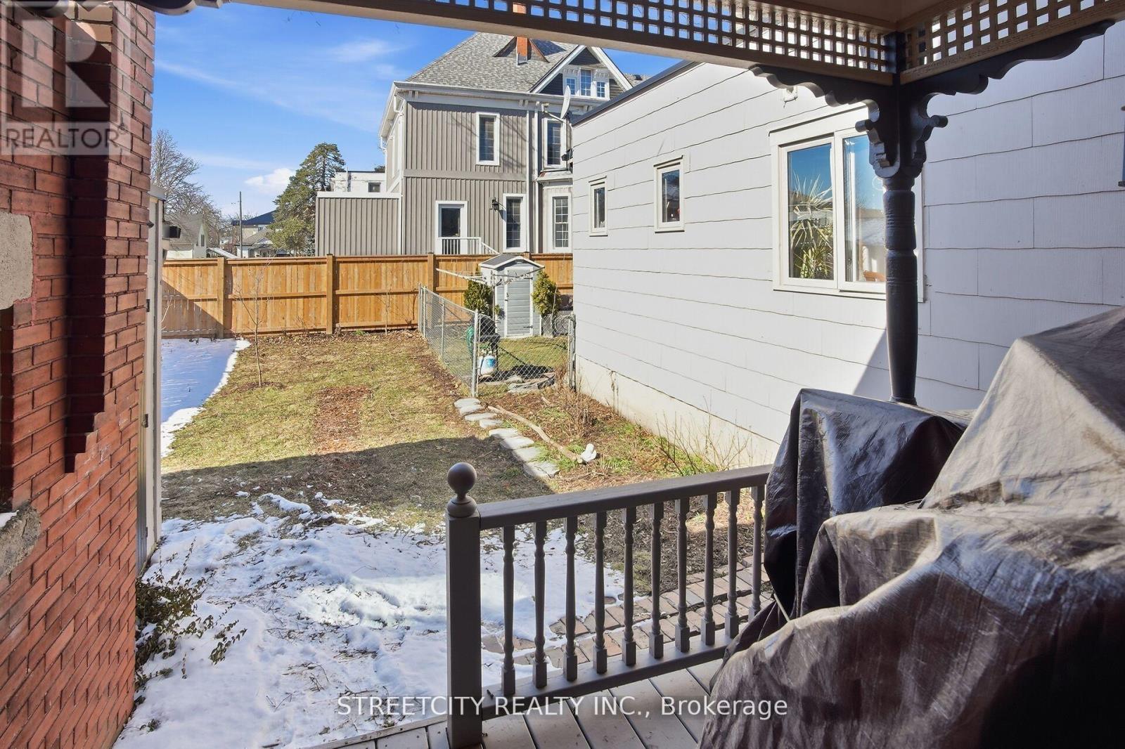 24 Hincks Street, St. Thomas, Ontario  N5R 3N6 - Photo 36 - X13242972
