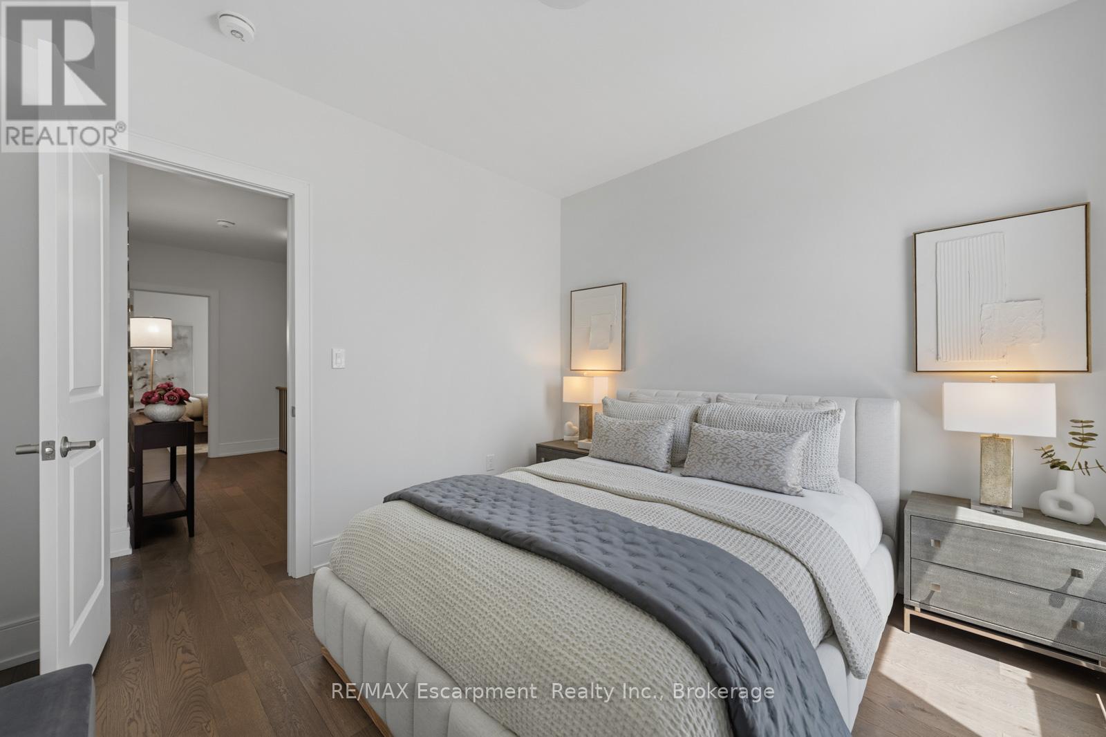 2280 Sovereign Street, Oakville, Ontario  L6L 0H9 - Photo 29 - W13242730