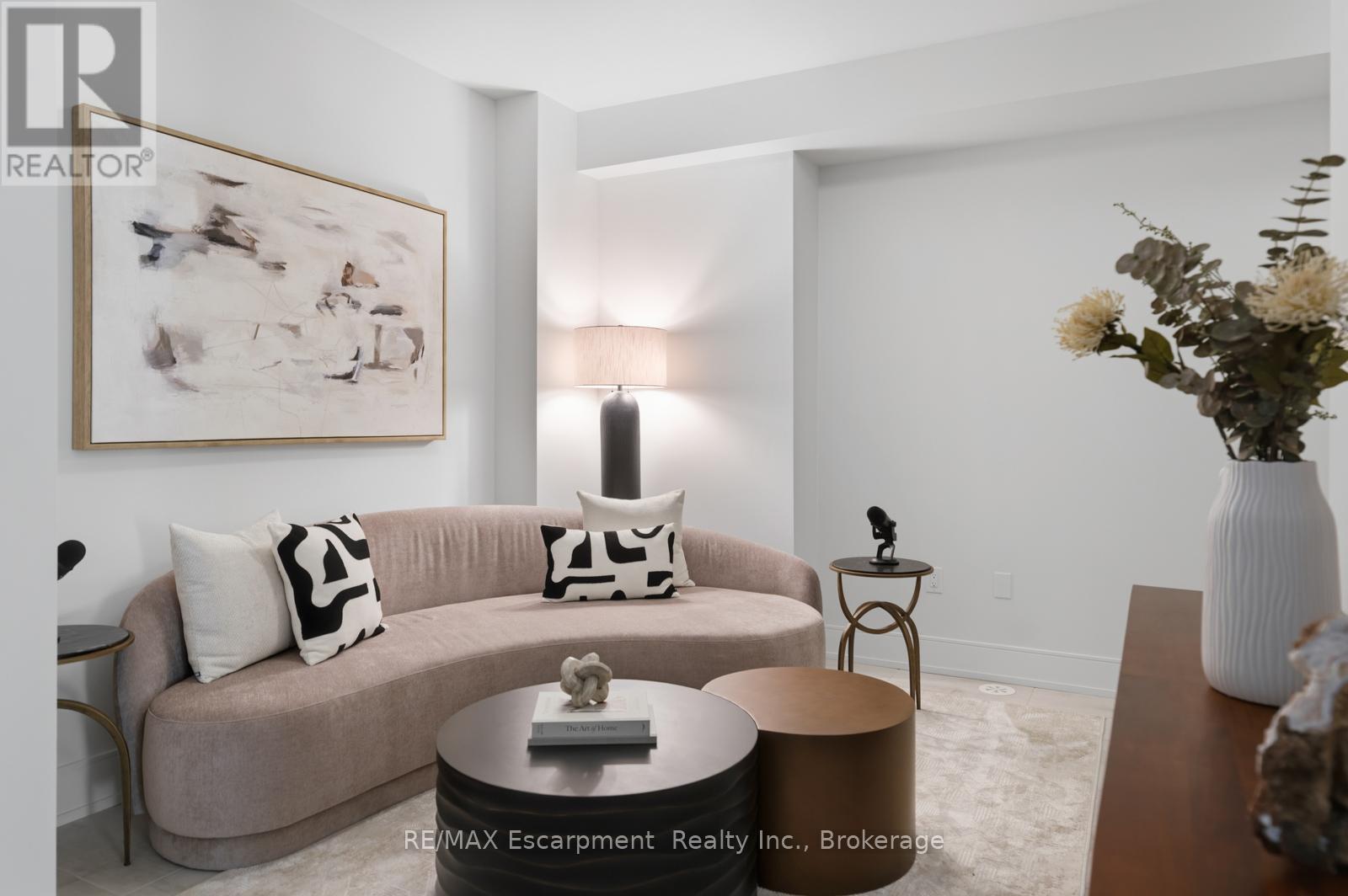2280 Sovereign Street, Oakville, Ontario  L6L 0H9 - Photo 9 - W13242730
