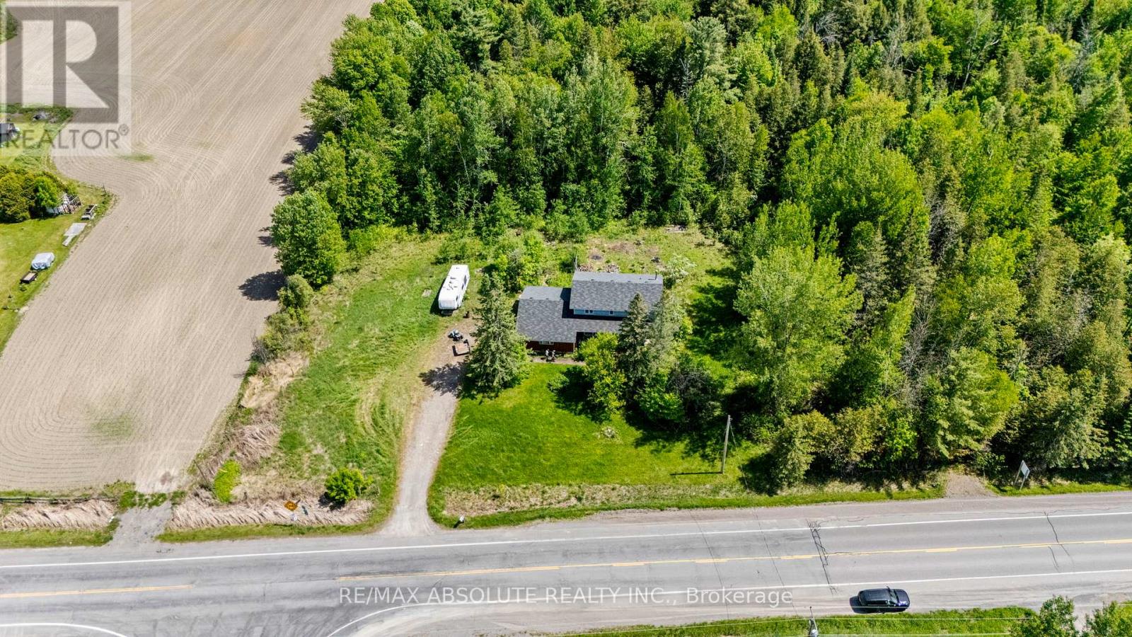 1982 Galetta Side Road, Ottawa, Ontario  K0A 1X0 - Photo 2 - X13242736