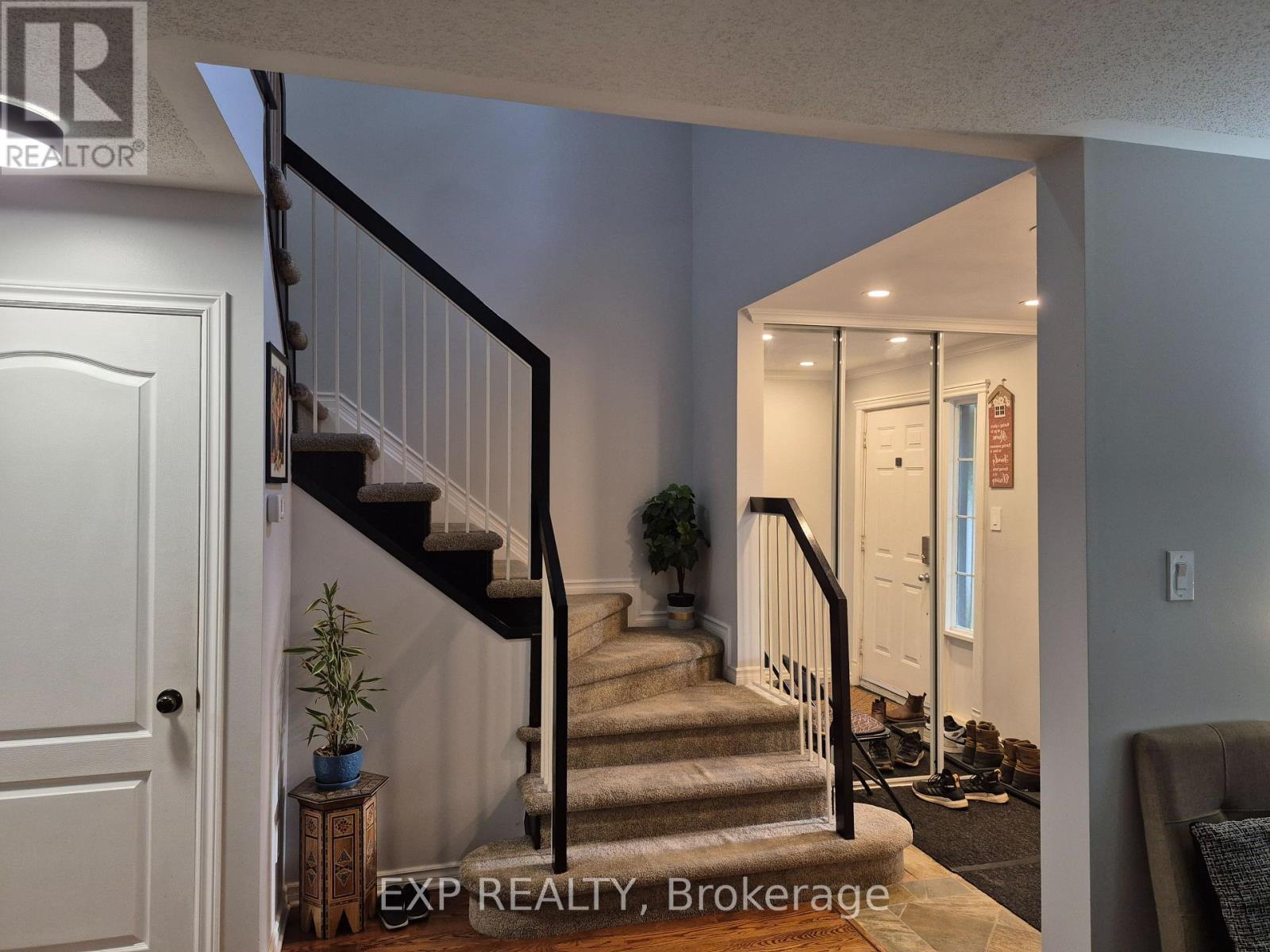 192 Windhurst Drive, Ottawa, Ontario  K2G 6J4 - Photo 10 - X13242774