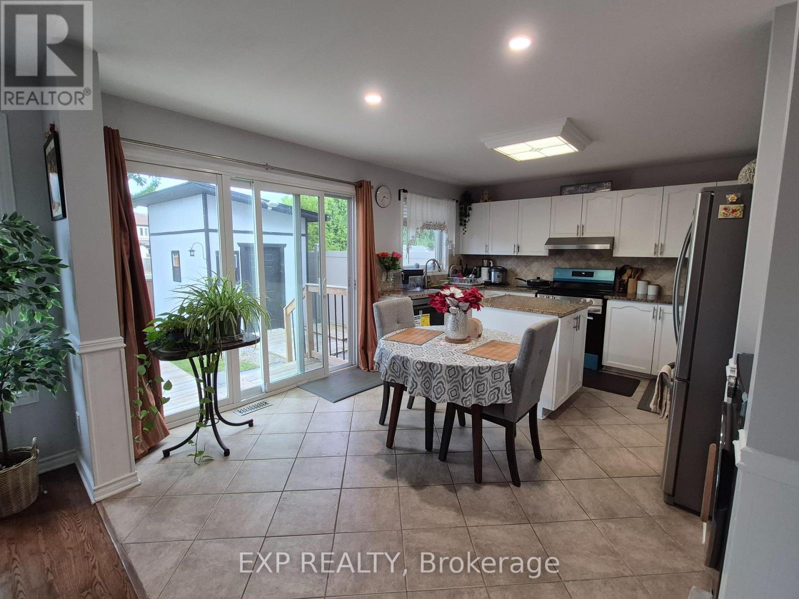 192 Windhurst Drive, Ottawa, Ontario  K2G 6J4 - Photo 24 - X13242774