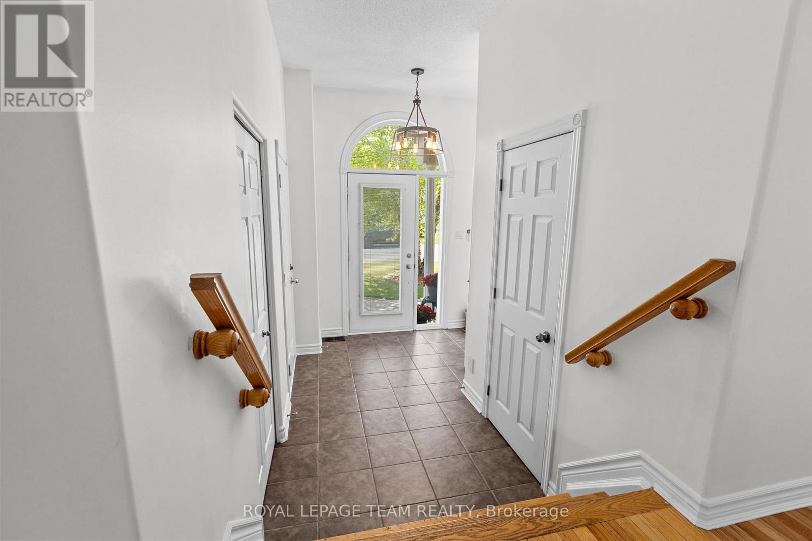 408 Centenaire Street, Russell, Ontario  K0A 1W0 - Photo 5 - X13242932