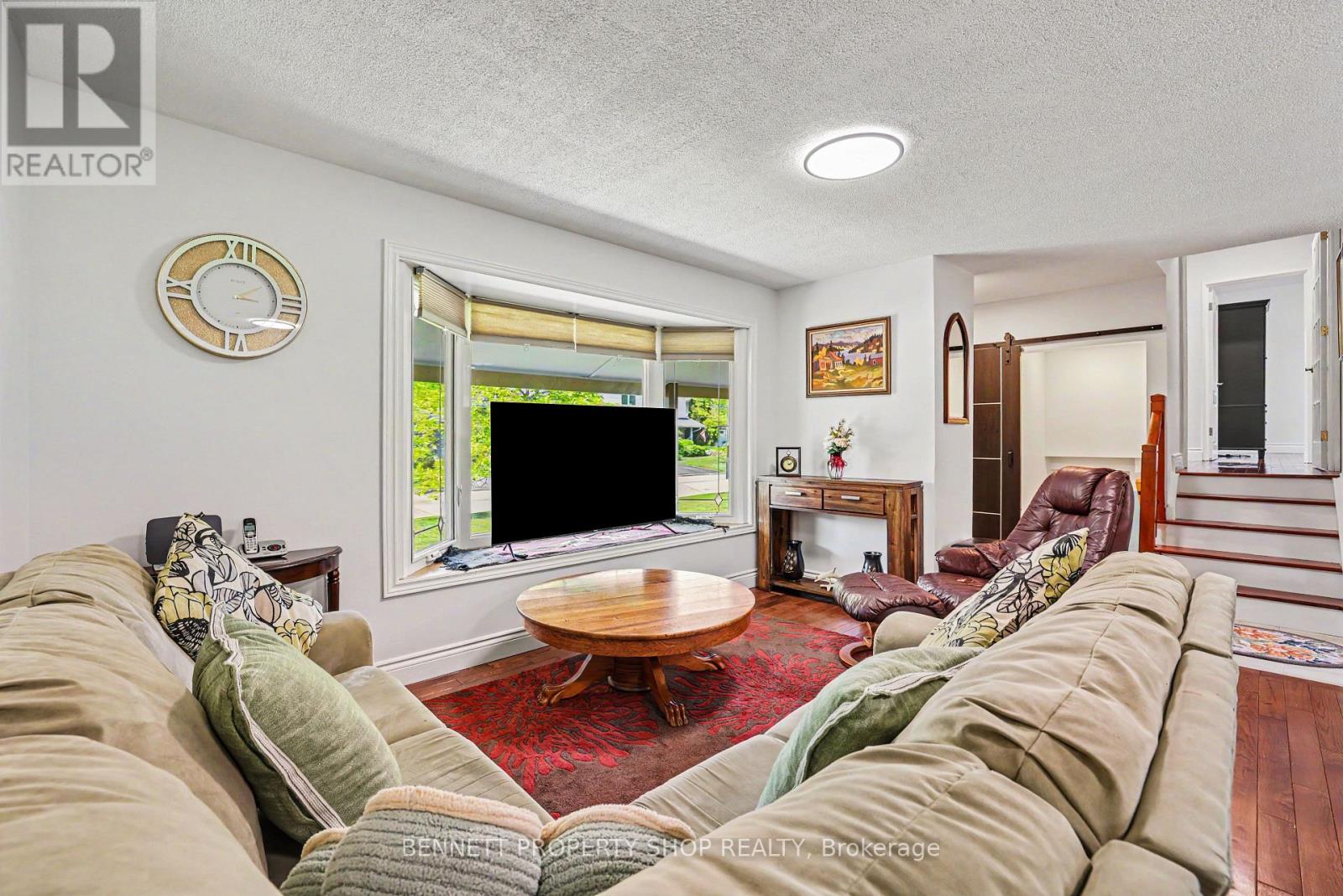 2736 Stone Crescent, Ottawa, Ontario  K2H 6Z1 - Photo 4 - X13242966