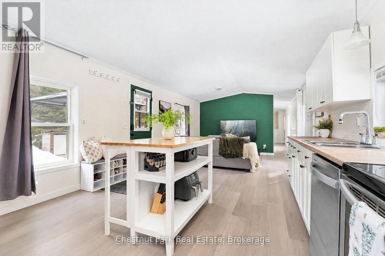 21 Mount Vernon Trail, Huntsville (Chaffey), Ontario  P1H 1E3 - Photo 7 - X13228996