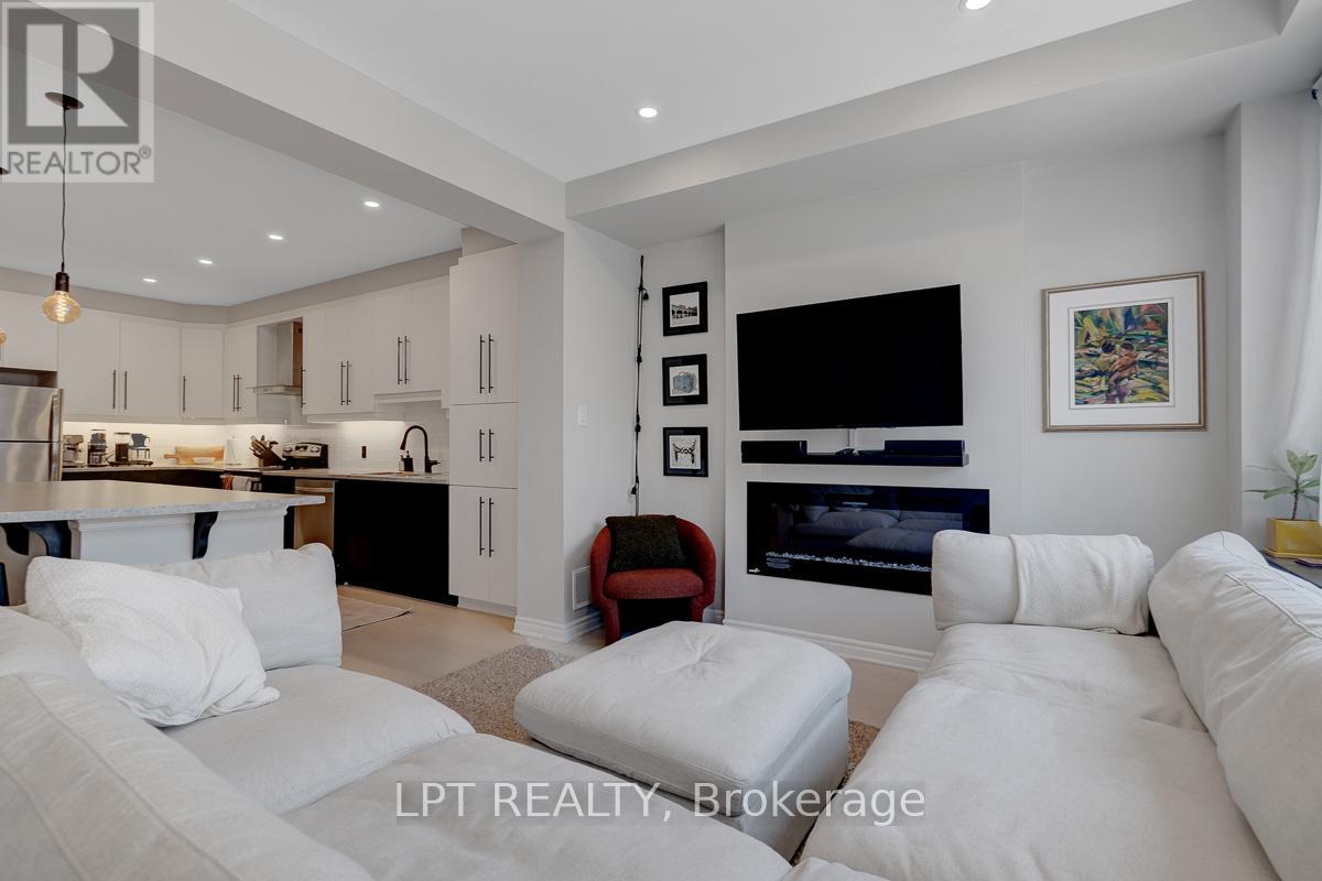 815 Kiniw Private, Ottawa, Ontario  K1K 4Z4 - Photo 12 - X13242978